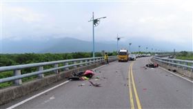 花蓮中興橋2機車對撞釀1死。（圖／翻攝畫面）