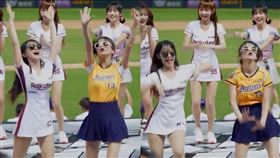 中職明星賽,樂天女孩,Rakuten Girls,李多慧,謝凱蒂,岳東華,起乩