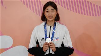 羅嘉翎世大運首秀銀恨　教練點出落敗關鍵