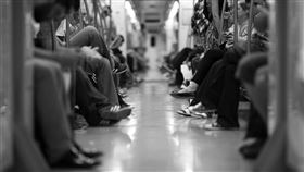 蜜月,丈夫,妻子,火車,新德里,Kajal Kumari,新婚夫,卡潔兒,廁所（示意圖／pixabay）