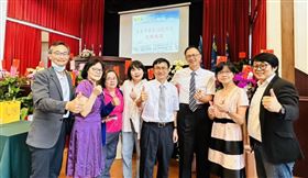 大華中小學校長王炎川履新　傳承「化育樹人」理念