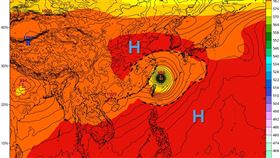 卡努「暴風圈」蓋北台灣！專家曝最新預測：可能被「卡住」拉長暴雨時間（圖／台灣颱風論壇｜天氣特急）