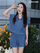 陳子玄寫真書三立新聞網專訪。（圖/記者邱榮吉攝影）