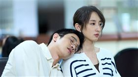 柯佳嬿、劉以豪。（打勾勾娛樂提供