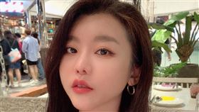 小紅老師曬出最新近照批NONO。（圖／翻攝自IG）