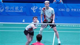 混團金牌戰第一點李佳馨與葉宏蔚以0比2吞敗。（圖／大專體總提供）