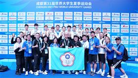 台灣羽球代表隊在混合團體賽成功衛冕，也替台灣再添一面金牌。（圖／大專體總提供）