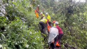 台電外包工程車桃園山區翻落邊坡  4