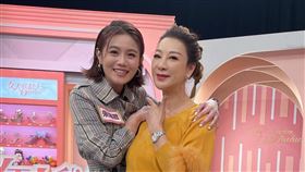 楊繡惠（左）與朱海君交情也不錯。（圖／翻攝自臉書）