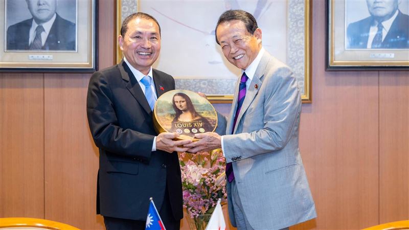 自民黨訪團來台　曝侯友宜見麻生太郎對話