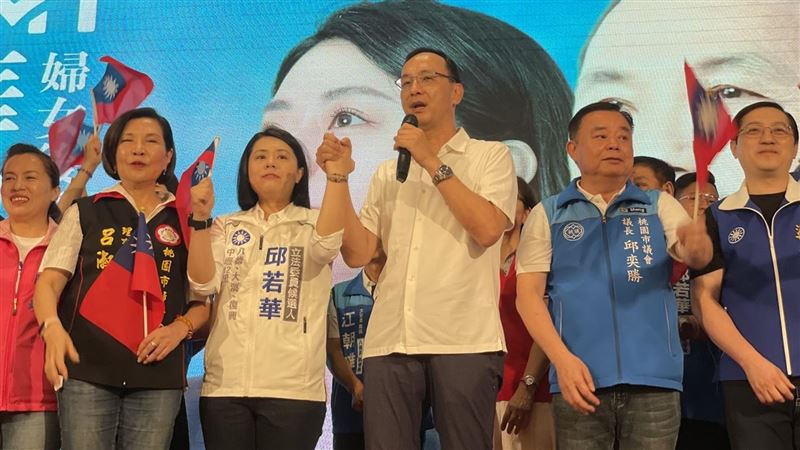 傳致電議長阻退黨！朱：小雞挺母雞能勝選