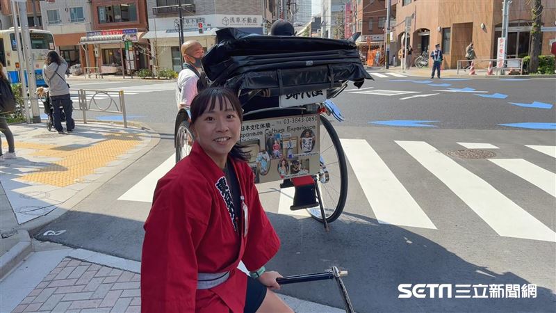 台灣女孩王南評,在2022年疫情爆發之際選擇離開年薪百萬的工作,應徵收入恐面臨不穩定的人力拉車工作。(資料照/記者張雅筑攝)