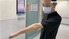 台中男左手腕罹患罕見骨巨細胞瘤。（圖／烏日林新醫院提供）
