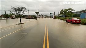 苗栗苑裡、三義淹水，植物人受困。（圖／翻攝畫面）
