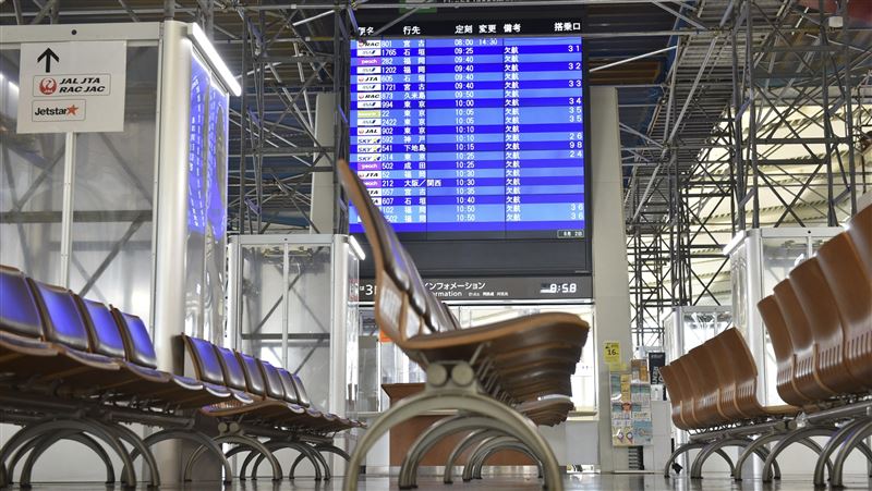 卡努回轉再襲沖繩　那霸機場取消全天航班