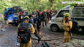 台中消防特搜支援南投卡努颱風災區搜救。加油站。（圖／台中市消防局提供）