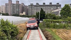 產業道路,導航,田裡,蘆竹（圖／翻攝畫面）