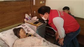 南投仁愛鄉8名洗腎者平安！林右昌曝災區狀況：救災車可通過台14線了。（圖／翻攝自林右昌臉書）