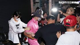 朱海君演出完低調溜離現場。（圖／記者楊澍攝影）