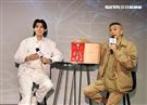 父子檔李亞明、李玉璽出席酒廠活動。（圖/記者邱榮吉攝影）（開車不喝酒）