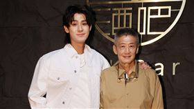 父子檔李亞明、李玉璽出席酒廠活動。（圖/記者邱榮吉攝影）（開車不喝酒）