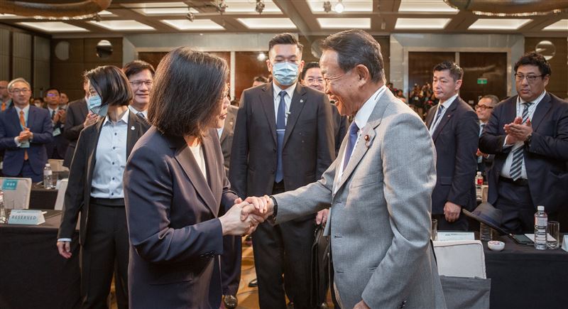 蔡英文總統今(8)日出席「『凱達格蘭論壇-2023印太安全對話』開幕式。(圖/總統府提供)
