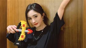 ▲楊冪。（圖／翻攝自微博）