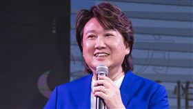 周治平對保養喉嚨很有一套。（圖／尚時代文創娛樂提供）