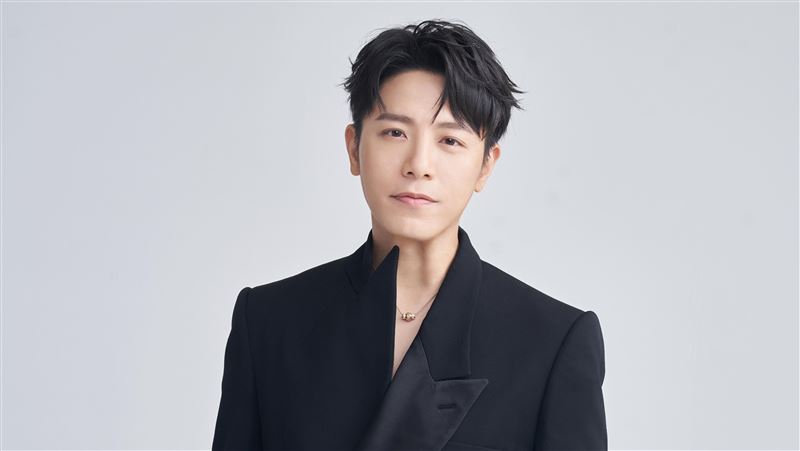 韋禮安哭了！父親節突曝重磅消息嗨爆