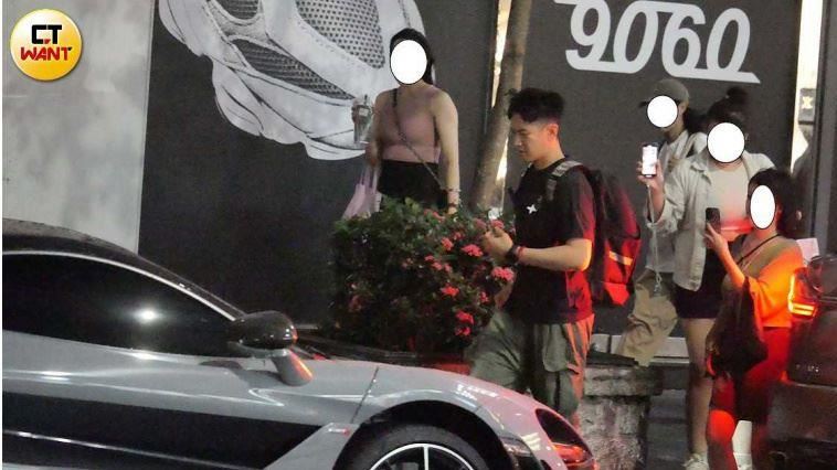 柯震東超跑違停被抓跑　遭挖黑歷史學不乖