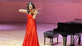 黃斯晨,小提琴,流行樂,台灣,演奏會,鋼琴