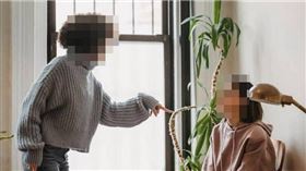 媳婦與公婆關係不佳，搞的女方想回娘家。（示意圖／翻攝自pexels）