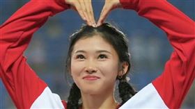 「田徑女神」刺青挨轟！中國隊甜美門面崩解　陸網狂嗆：搔首弄姿不愛國