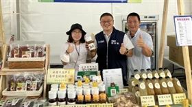 周周不同的攤位內容，讓來到現場的民眾都能夠耳目一新、促進買氣旺旺旺。（圖／農業局提供）