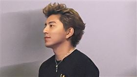 王大陸的新片《孤注一擲》票房開紅盤。（圖／翻攝微博）