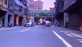 禮讓行人,霸王條款,橫越,馬路,開罰,汐止,新北,