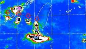 一圖揭對流胞排列！鄭明典曝「2關鍵」：看到都應該小心。（圖／翻攝自鄭明典臉書）
