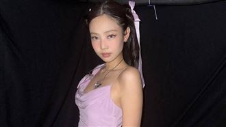 BLACKPINK真的三缺一！Jennie遭官網除名