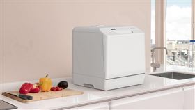 OVO發表幫康免安裝「洗烘消存4合1」洗碗機。（圖／品牌業者提供）