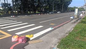 郭台銘，苗栗竹南造勢晚會，留滿地垃圾，居民怒：這樣還想選總統(圖／翻攝自竹南大小事臉書社團)