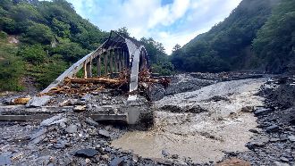 林：鄭文燦4日致電提醒　許淑華還在跑攤