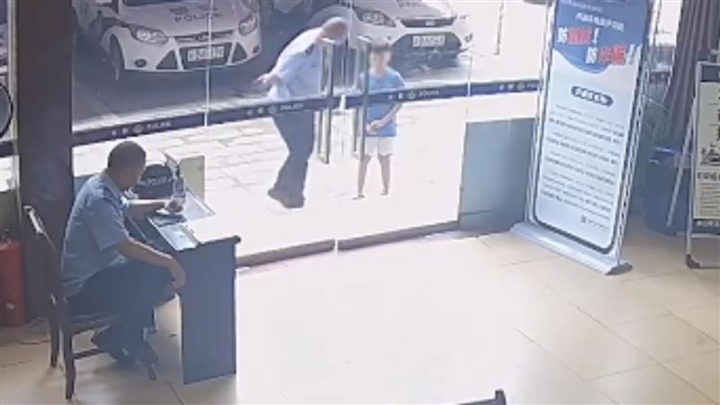 作業沒寫完被罵！童哭求警：送我去孤兒院