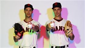 ▲羅傑斯兄弟本季效力巨人，竟繳出雷同的成績。（圖／美聯社／達志影像）