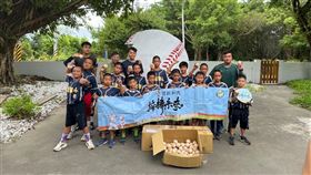 等一個好球  頂新和德邀民眾助偏鄉兒翻轉棒球夢