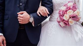 馬來西亞女子安吉琳（Angeline）放棄3億美元（約新台幣95.7億元）繼承權，堅持與男友結婚。（示意圖／PIXABAY）