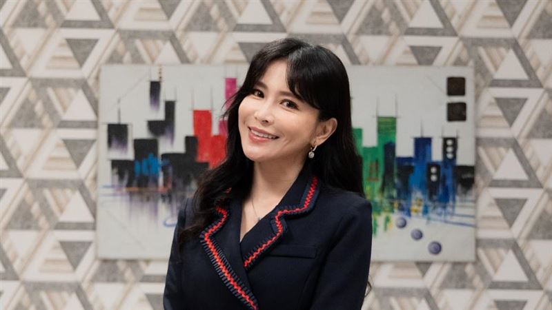 激似黑暗榮耀女主　女神才宣布不拍又復出
