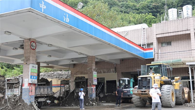 仁愛鄉明天恢復上課　悲情加油站重見天日