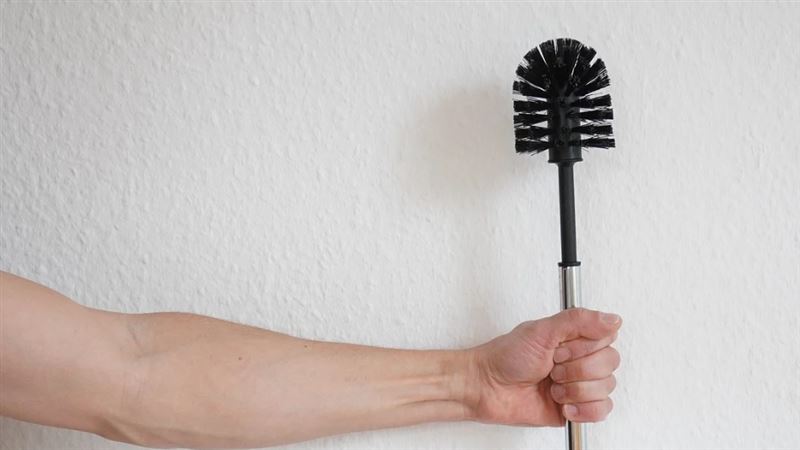「前房客的馬桶刷」該丟？網：2物不該留