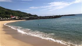 基隆市大武崙沙灘暫停開放一週基隆市大武崙沙灘12日先後發生3起溺水意外，造成3人死亡，基隆市政府12日晚間宣布暫停開放一週。中央社記者王朝鈺攝  112年8月13日