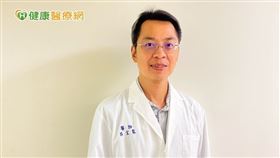 新竹馬偕醫院大腸直腸外科呂宜霖主任呼籲，若排便習慣改變就應就醫檢查，即便沒有症狀也建議定期篩檢